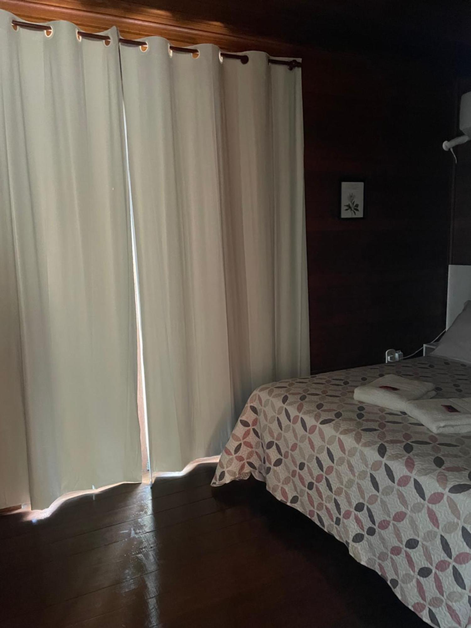 Holiday home Sobrado Com Piscina No Santinho